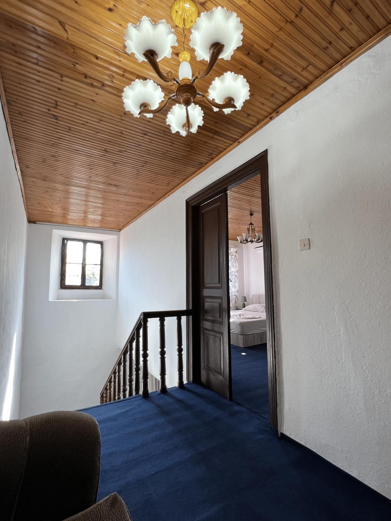 Onetwosleep Guesthouse ชโคเดอร์ ภายนอก รูปภาพ