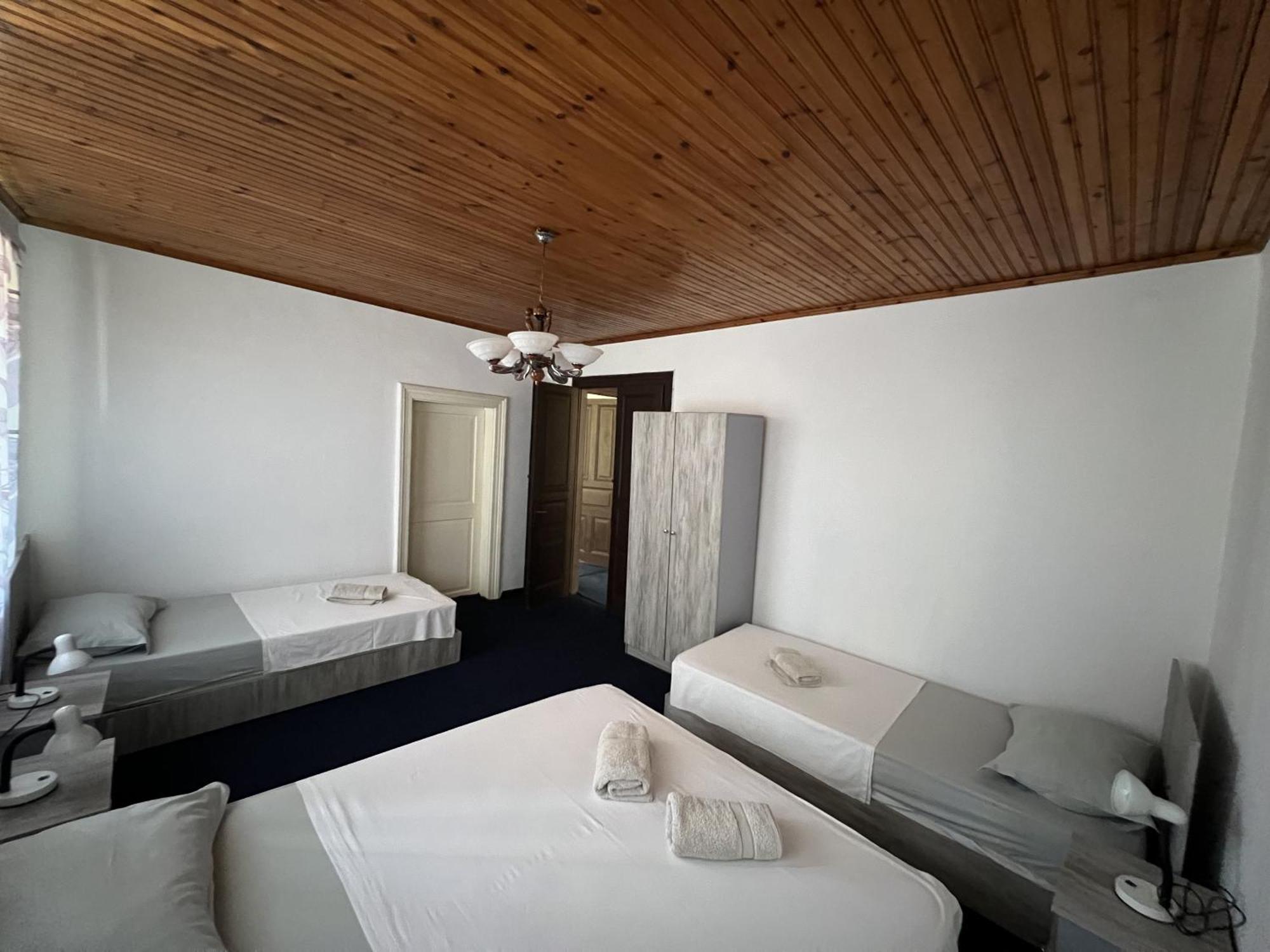 Onetwosleep Guesthouse ชโคเดอร์ ภายนอก รูปภาพ