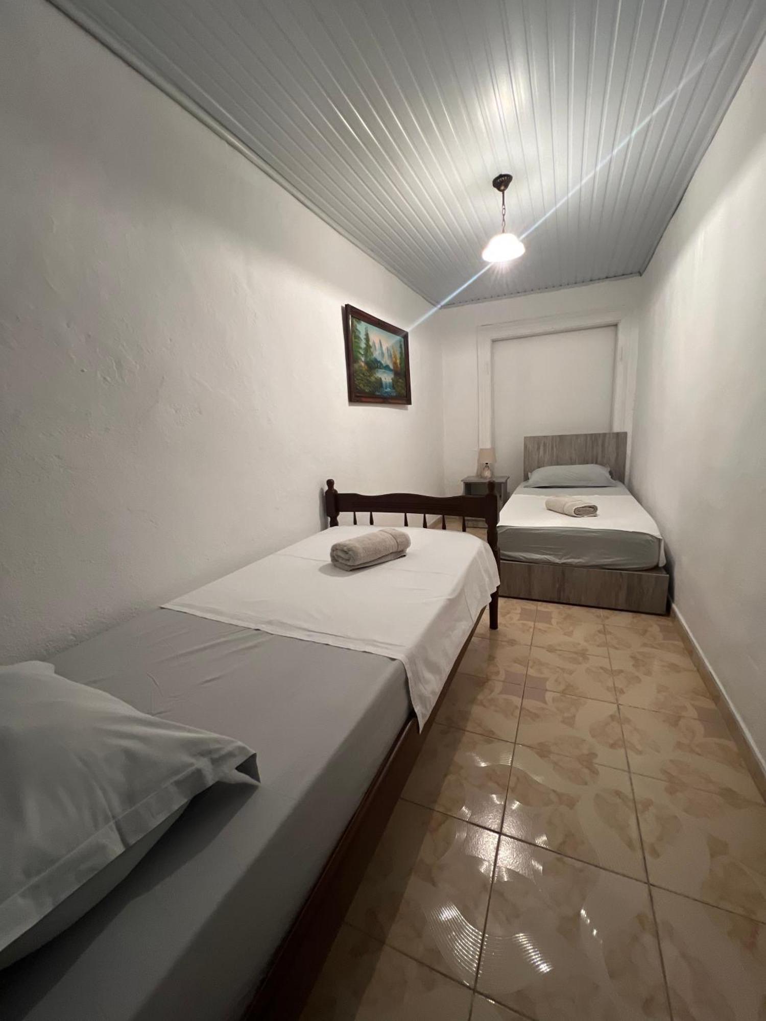 Onetwosleep Guesthouse ชโคเดอร์ ภายนอก รูปภาพ