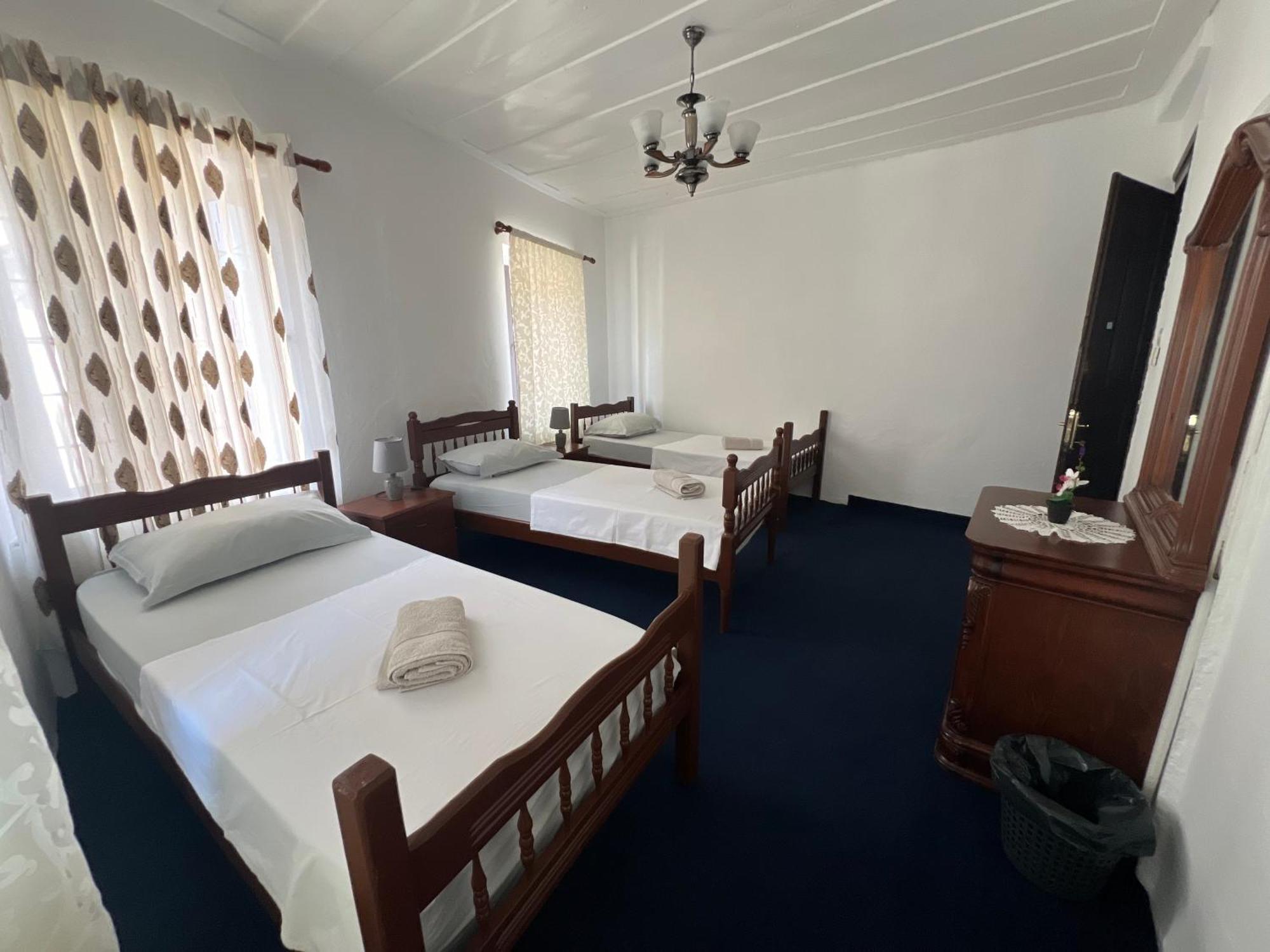 Onetwosleep Guesthouse ชโคเดอร์ ภายนอก รูปภาพ